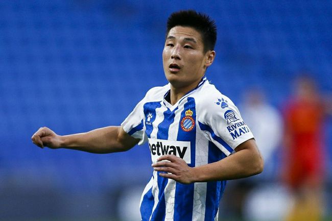 公交车被cao合不拢腿